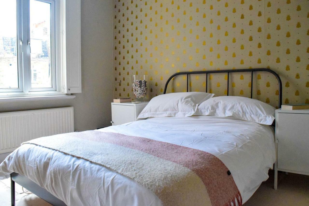 3 Bedroom Family House With A Superb Kitchen And Garden Londres Exterior foto